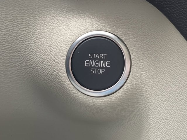 2026 Volvo XC40 Plus