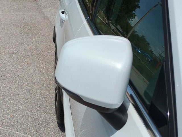 2023 Volvo XC40 Ultimate Bright Theme