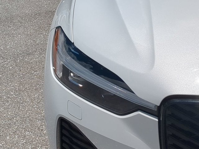 2026 Volvo XC60 Plus