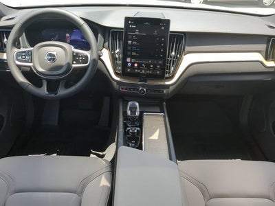 2026 Volvo XC60 Plus