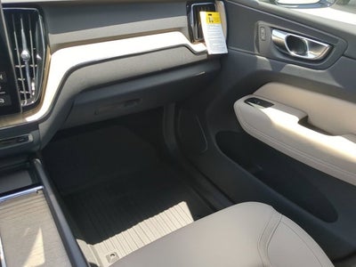 2026 Volvo XC60 Plus