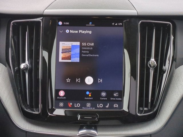 2025 Volvo XC60 Plus