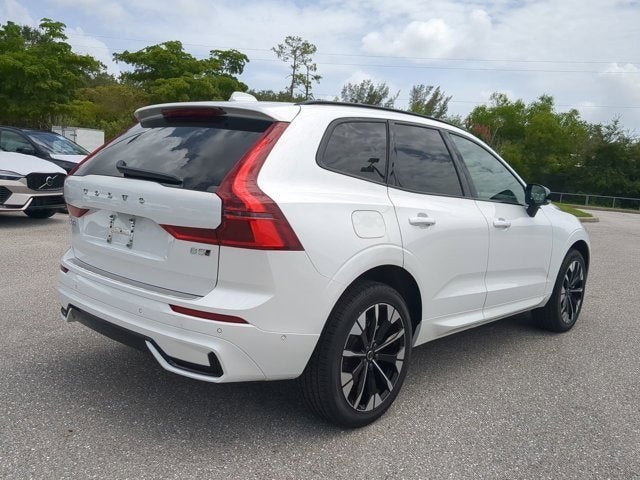 2026 Volvo XC60 Plus