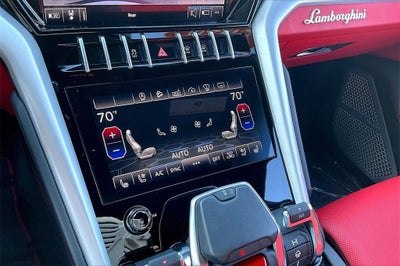 2020 Lamborghini Urus Base