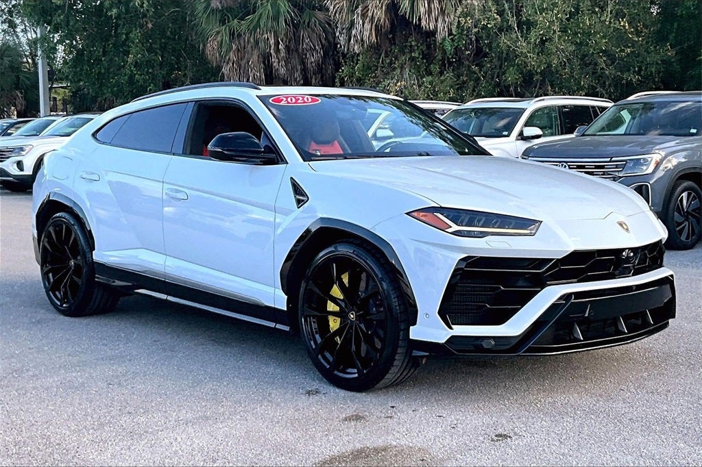 2020 Lamborghini Urus Base