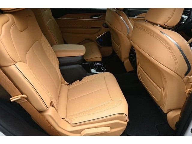 2024 Jeep Grand Cherokee L Summit