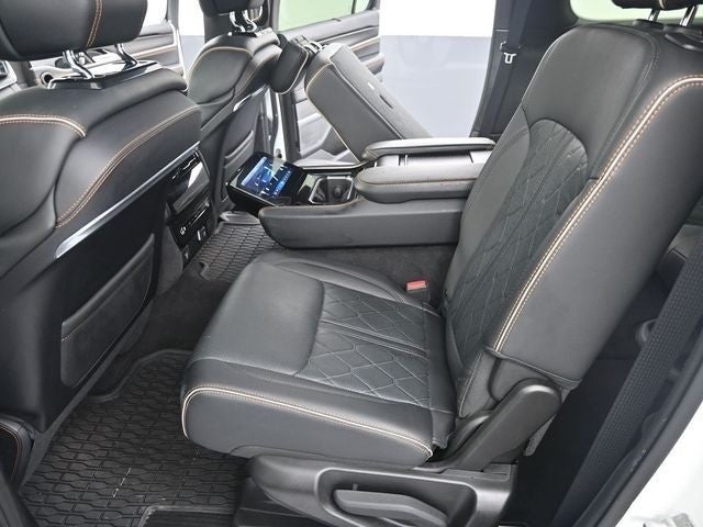 2024 Jeep Grand Wagoneer L Series III