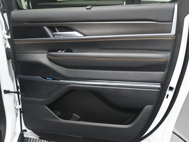 2024 Jeep Grand Wagoneer L Series III