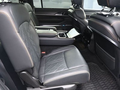 2024 Jeep Grand Wagoneer L Series III