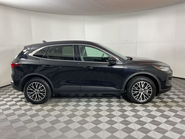 2025 Ford Escape Plug-In Hybrid Base