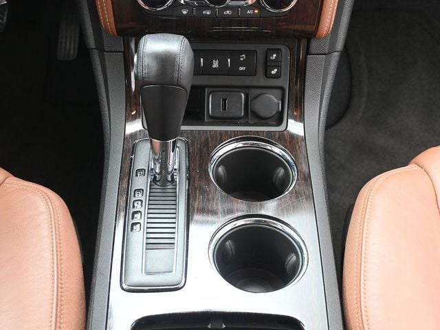 2017 Chevrolet Traverse 2LT 2LT