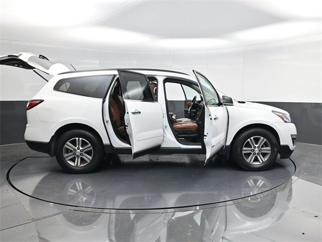 2017 Chevrolet Traverse 2LT 2LT