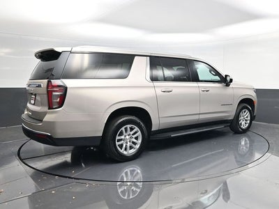 2024 Chevrolet Suburban LT