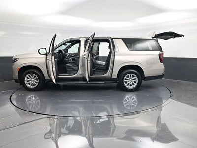 2024 Chevrolet Suburban LT