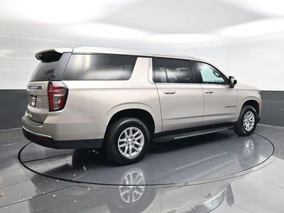 2024 Chevrolet Suburban LT