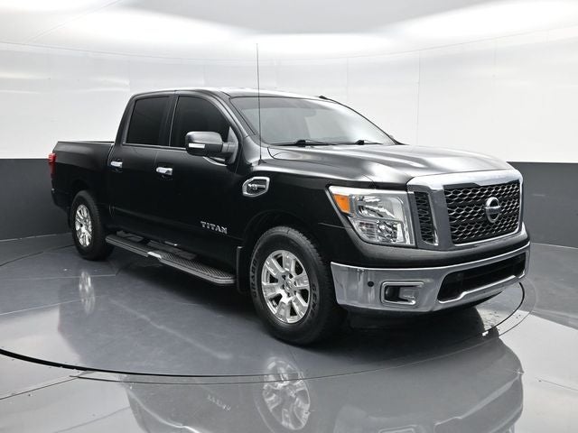 2017 Nissan Titan SV