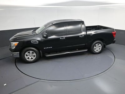 2017 Nissan Titan SV