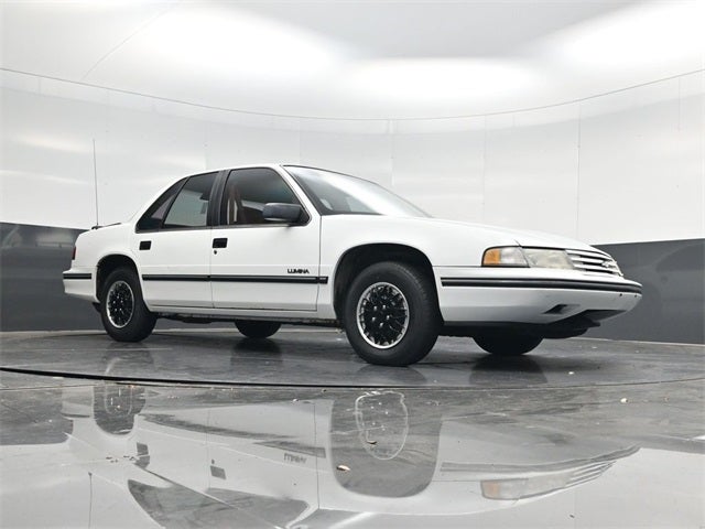 1994 Chevrolet Lumina Base