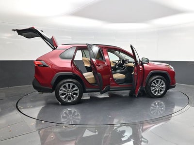 2023 Toyota RAV4 XLE Premium