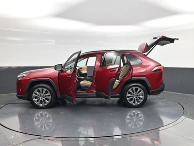 2023 Toyota RAV4 XLE Premium