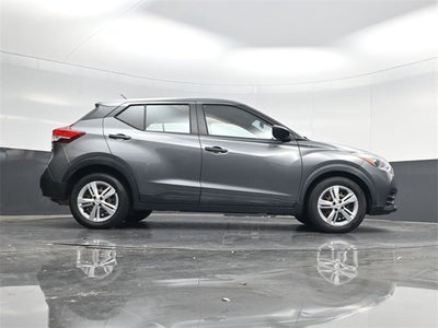 2020 Nissan Kicks S