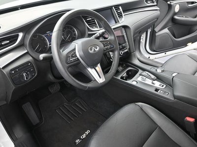 2024 INFINITI QX50 LUXE