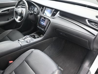 2024 INFINITI QX50 LUXE