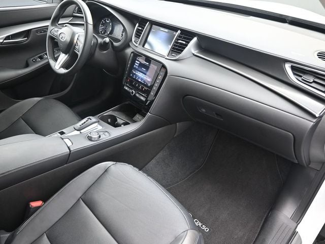 2024 INFINITI QX50 LUXE