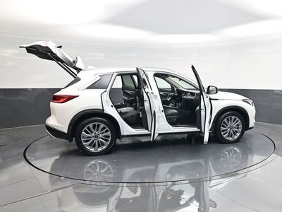 2024 INFINITI QX50 LUXE