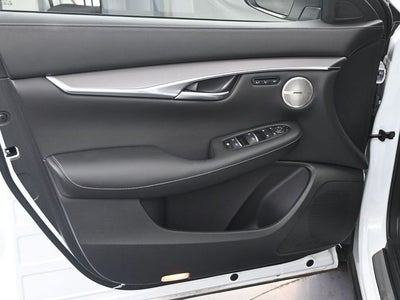 2024 INFINITI QX50 LUXE
