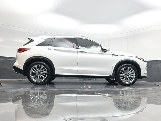 2024 INFINITI QX50 LUXE