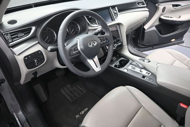 2023 INFINITI QX50 LUXE