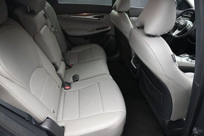 2023 INFINITI QX50 LUXE