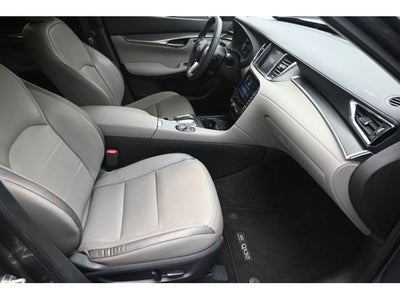 2023 INFINITI QX50 LUXE