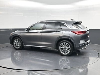 2023 INFINITI QX50 LUXE