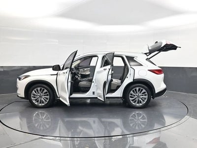 2023 INFINITI QX50 LUXE