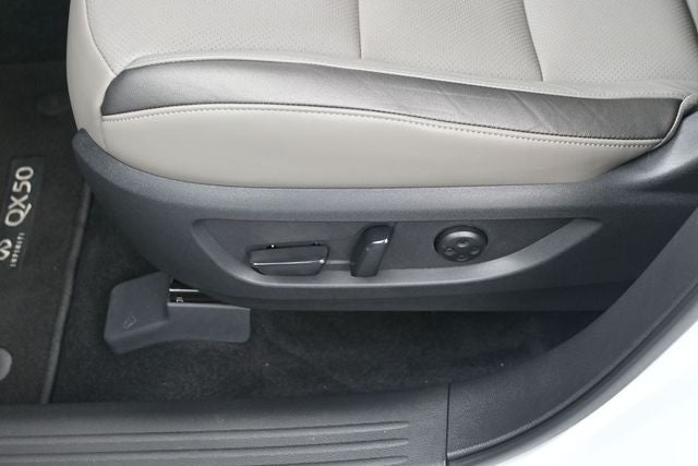 2025 INFINITI QX50 LUXE
