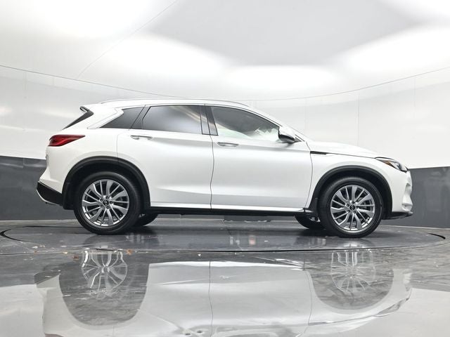 2025 INFINITI QX50 LUXE