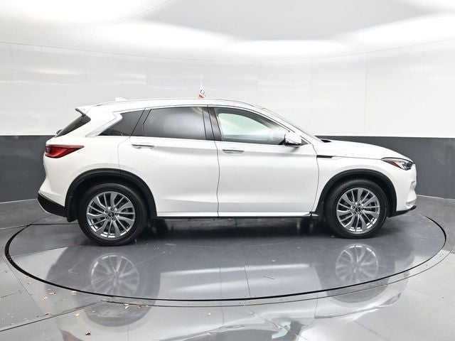 2025 INFINITI QX50 LUXE