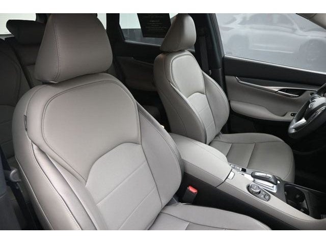 2025 INFINITI QX50 LUXE