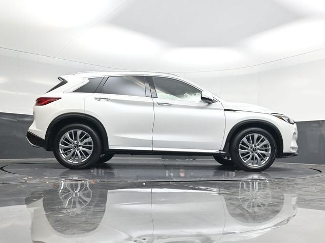 2025 INFINITI QX50 LUXE