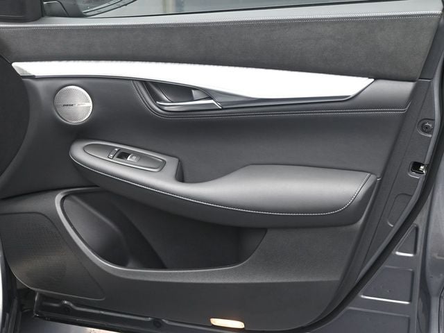 2023 INFINITI QX50 Sensory