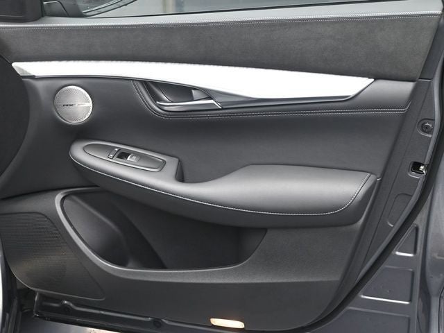 2023 INFINITI QX50 Sensory