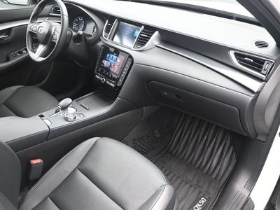 2023 INFINITI QX55 LUXE