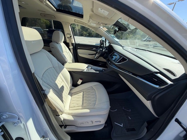 2022 Buick Enclave Avenir