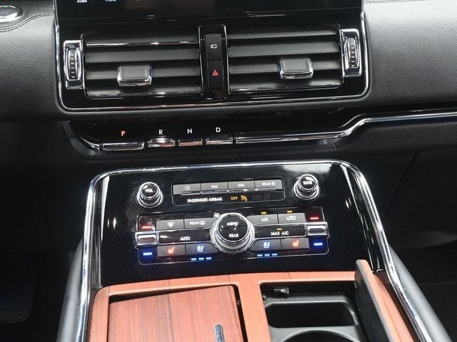 2024 Lincoln Navigator L Premiere