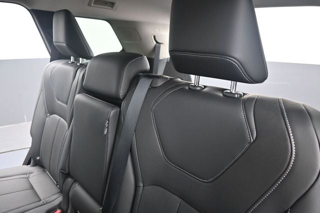 2027 INFINITI QX60 PURE