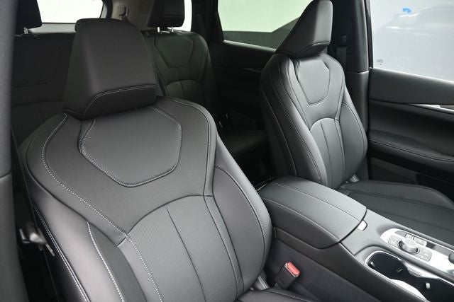 2027 INFINITI QX60 PURE