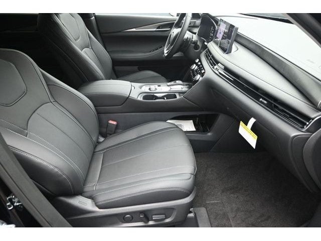 2027 INFINITI QX60 PURE