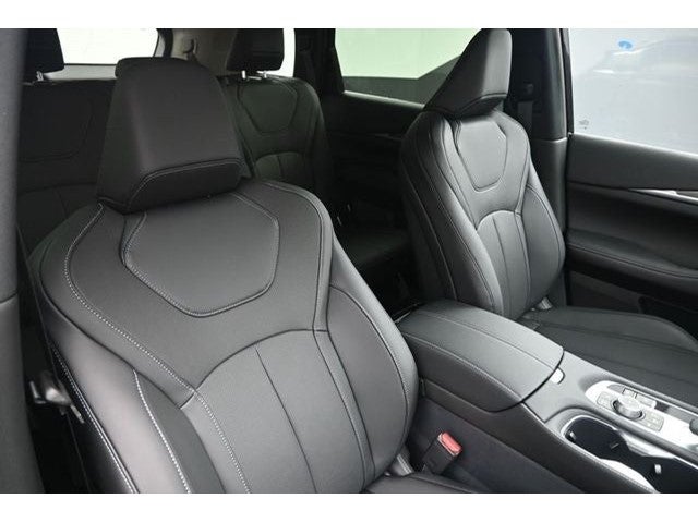 2027 INFINITI QX60 PURE